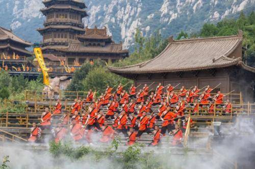 国庆嗨翻，共接待游客1614.2万人次，“新郑州”年轻力MAX