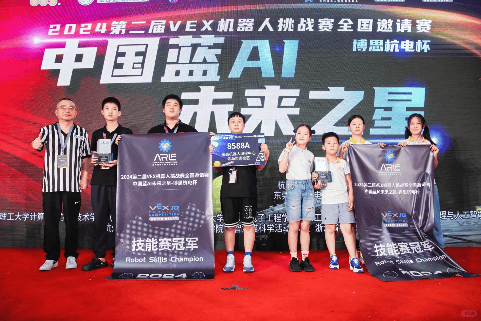 鲨疯啦️VEX杭州小国赛被斯坦星球霸榜了