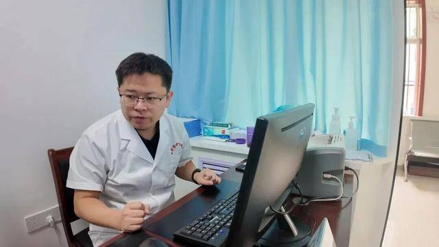 西安市中心医院深化医联体合作交流 精神心理科专家工作站正式挂牌