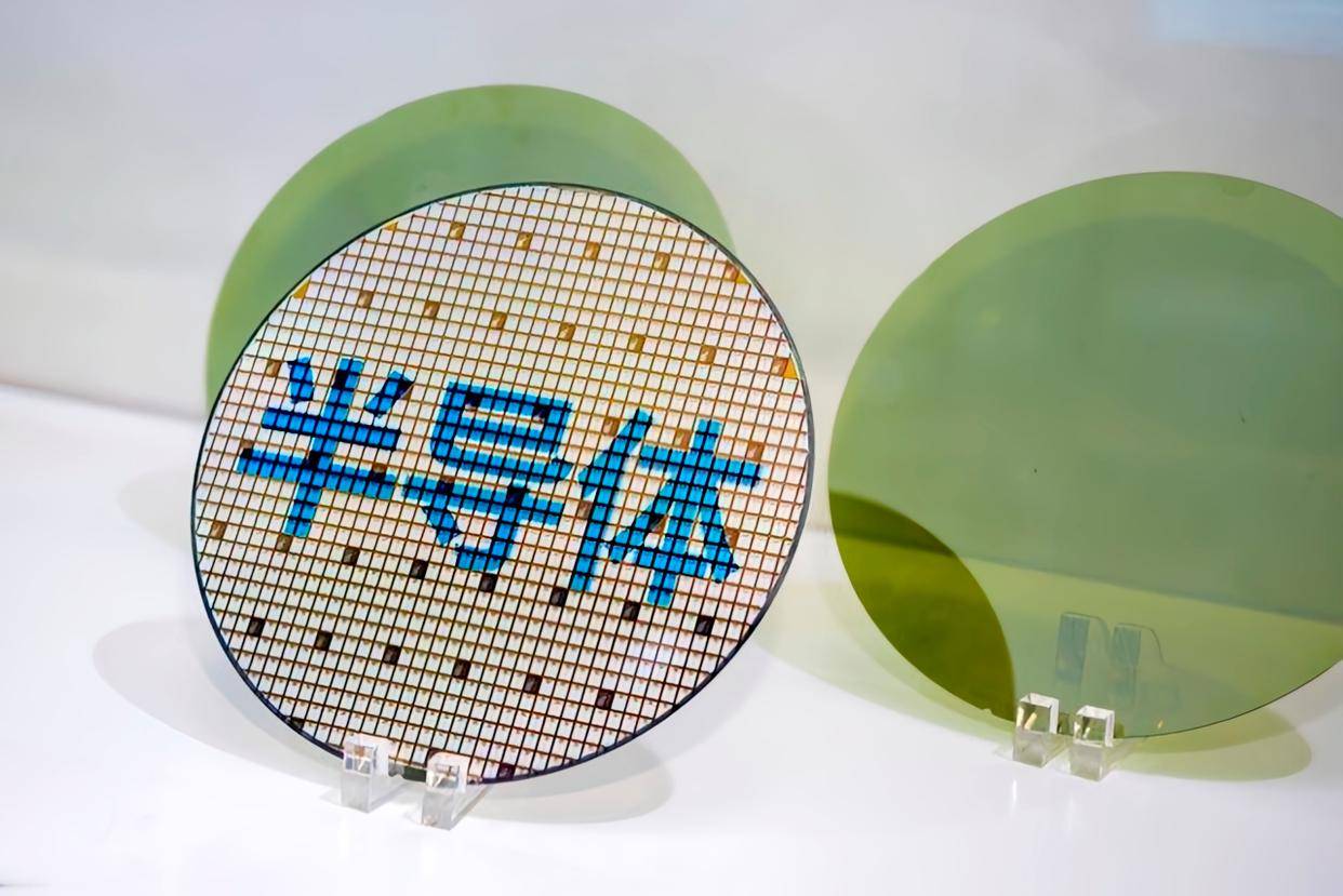 A股:证券板块异动拉升,经纪业务佣金率却下跌12%